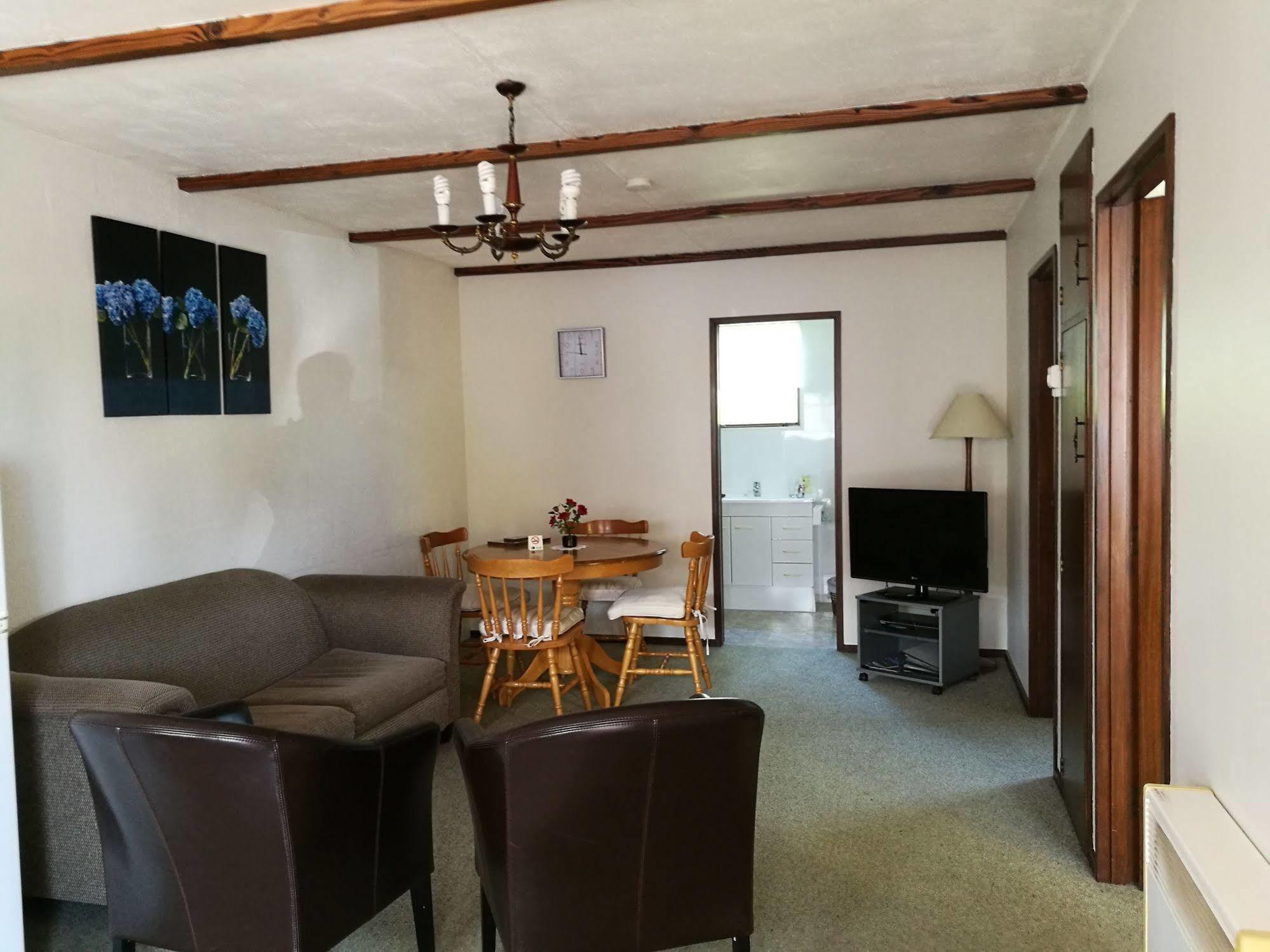 אינברקארגיל Hacienda Motel מראה חיצוני תמונה