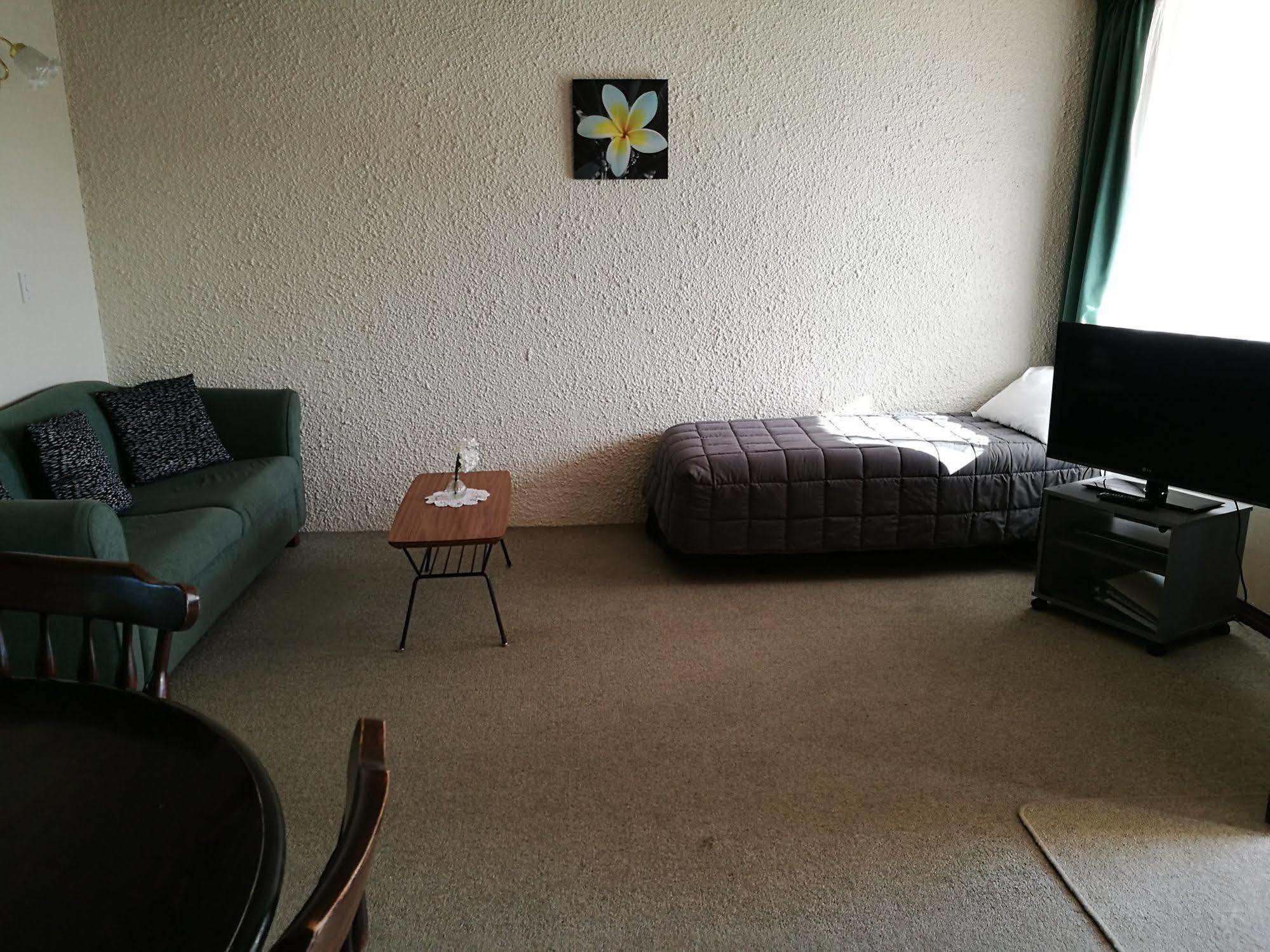אינברקארגיל Hacienda Motel מראה חיצוני תמונה